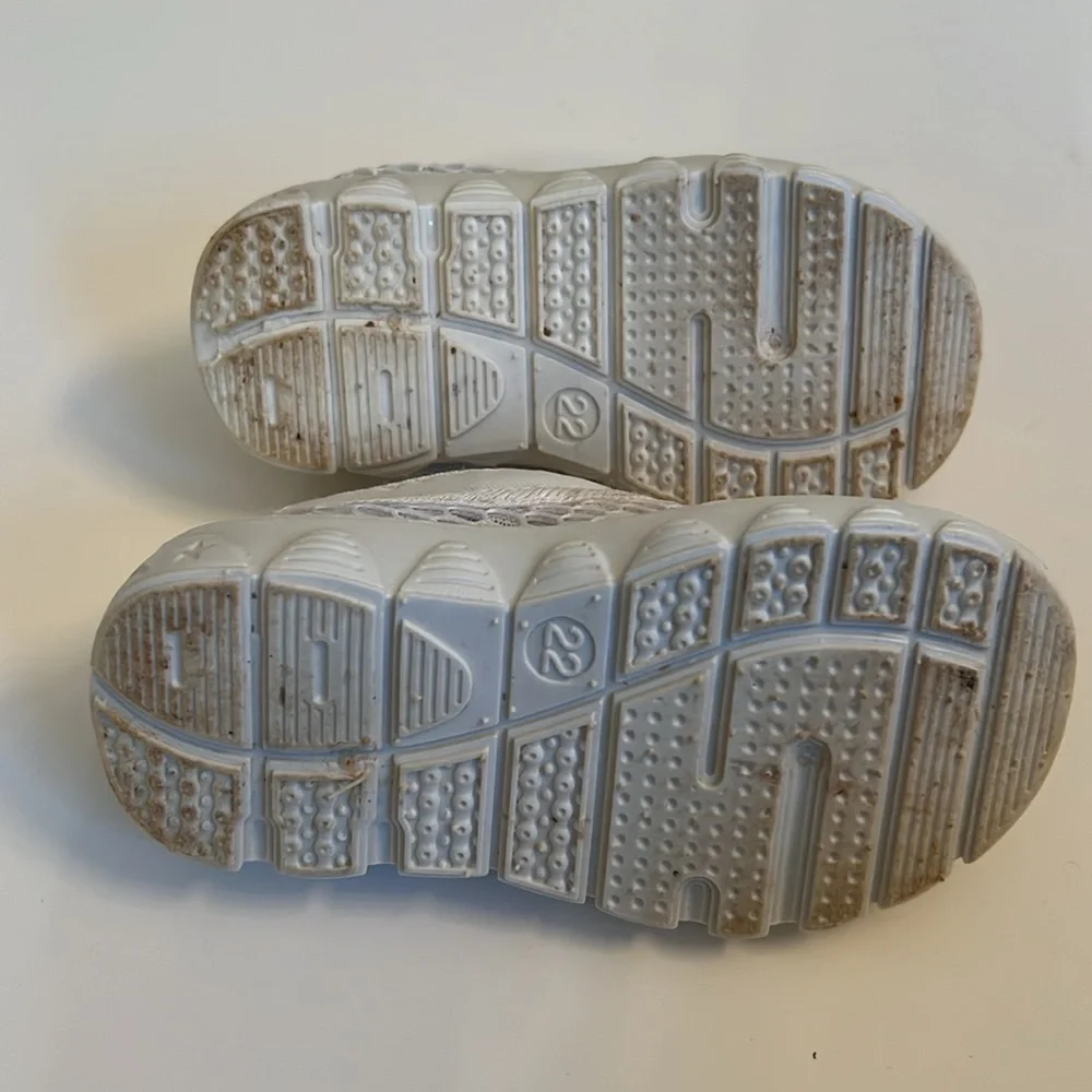 VGUC Unisex Water Shoes